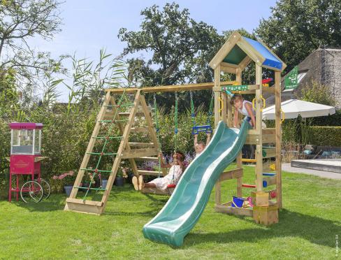 Jungle Patio | Spielturm aus Holz mit Schaukeln & Kletternetz